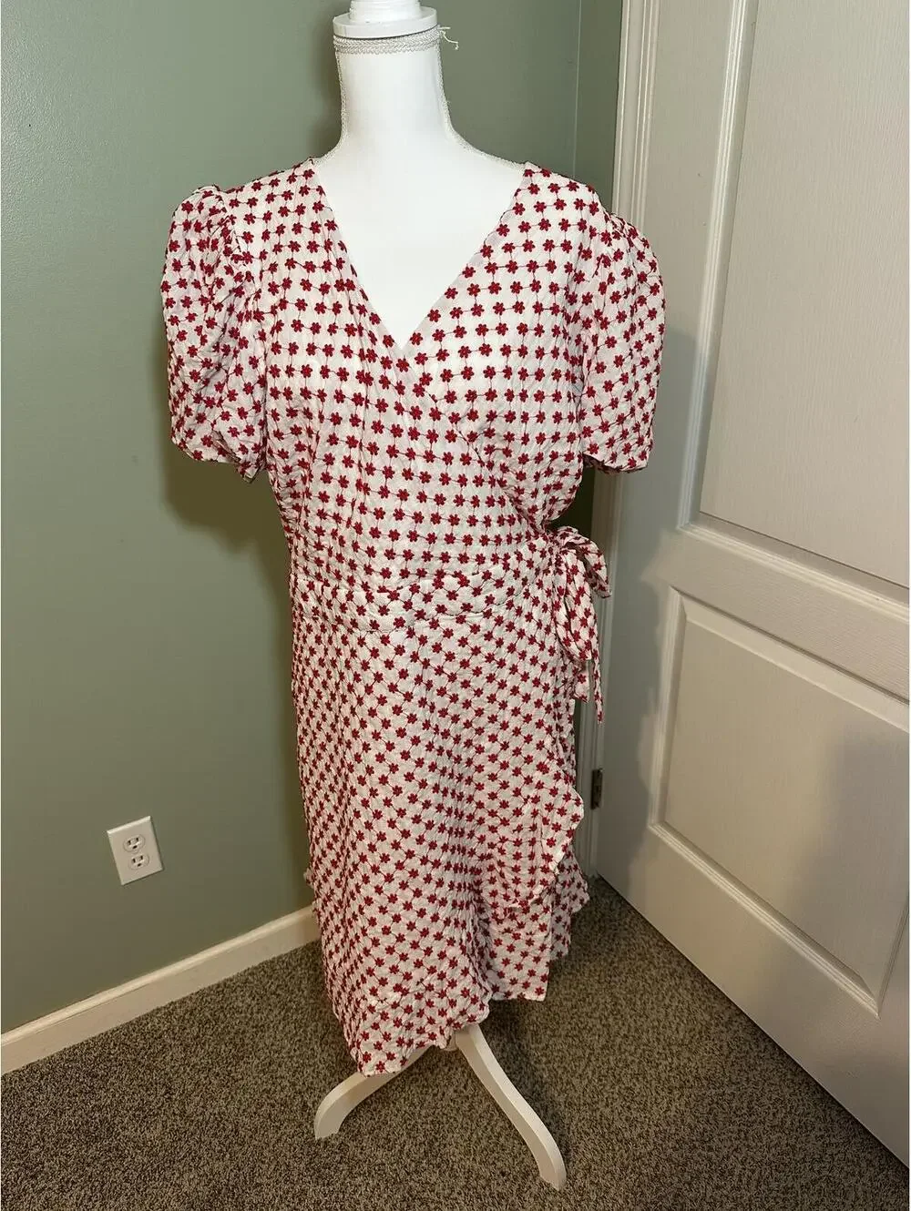 Draper James RSVP Red & White Embroidered Puff Sleeve Wrap Dress Size XXL EUC - Picture 1 of 9
